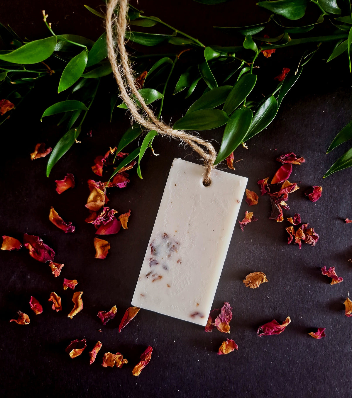 ROSE & VANILLA WARDROBE FRESHERNERS