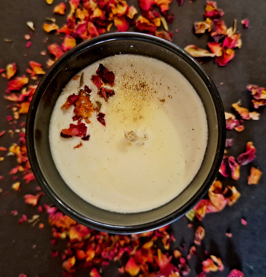 ROSE & VANILLA SOY CANDLE