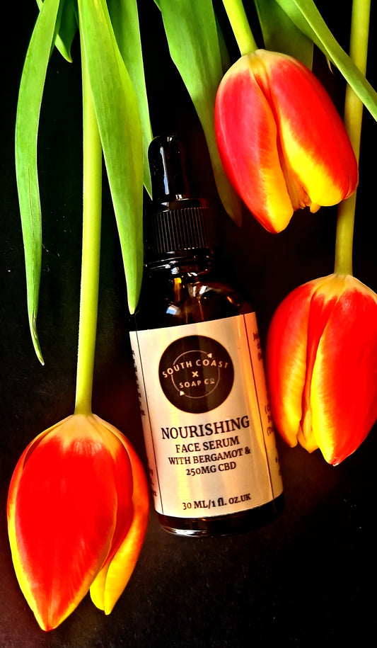 NOURISHING FACE SERUM