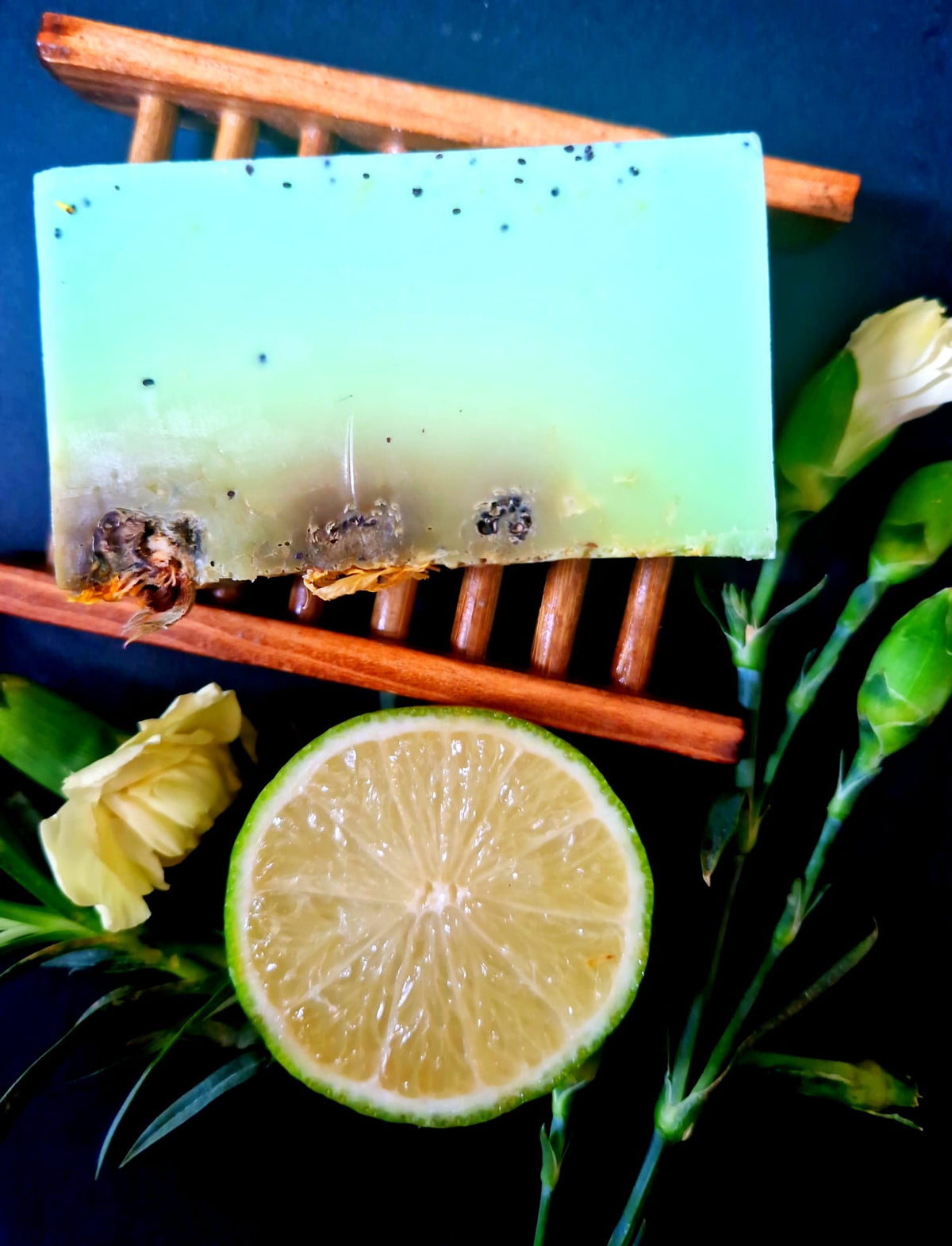 TEA TREE & LIME SOAP